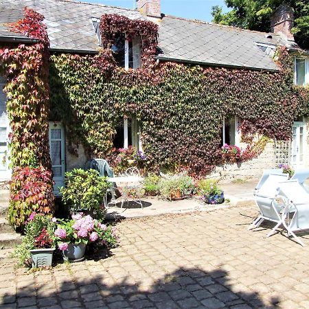 Апартаменти Le Glycine A Manoir Sainte Cecile Juvigny-Val-d'Andaine Екстер'єр фото